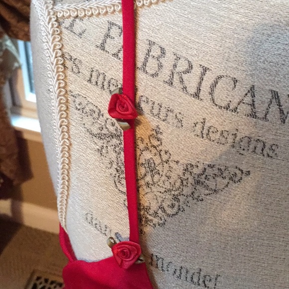 Red Prom dress - Picture 3 of 4